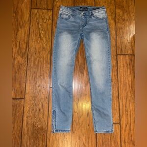 Guess Marilyn skinny zipper ankle jeans woman’s size 3